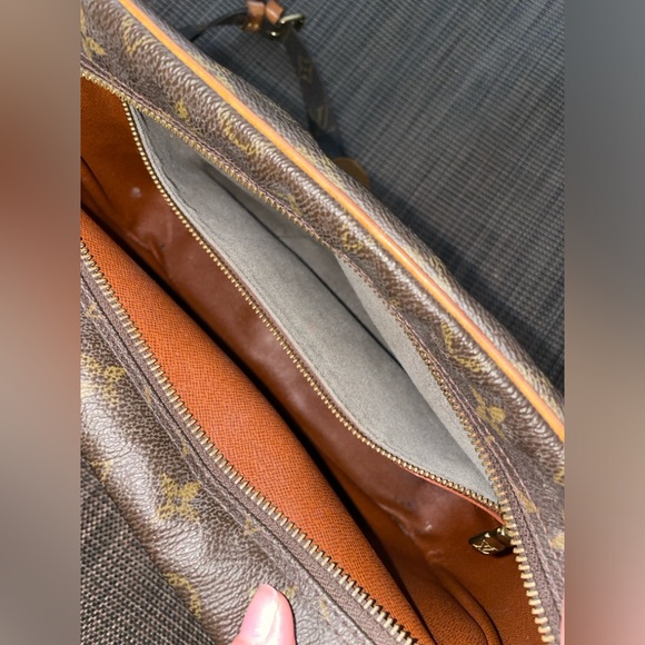 Louis Vuitton Trocadero Bag ✨ make an offer! - Picture 7 of 7